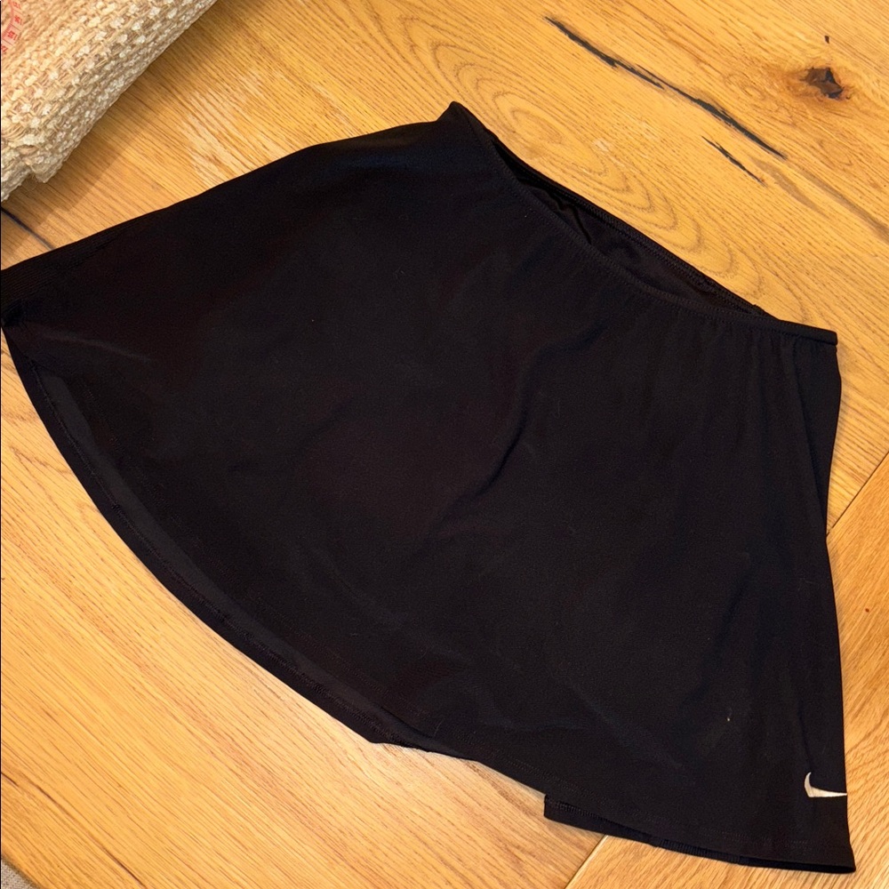 Like New Nike Black Blue Athletic Skort